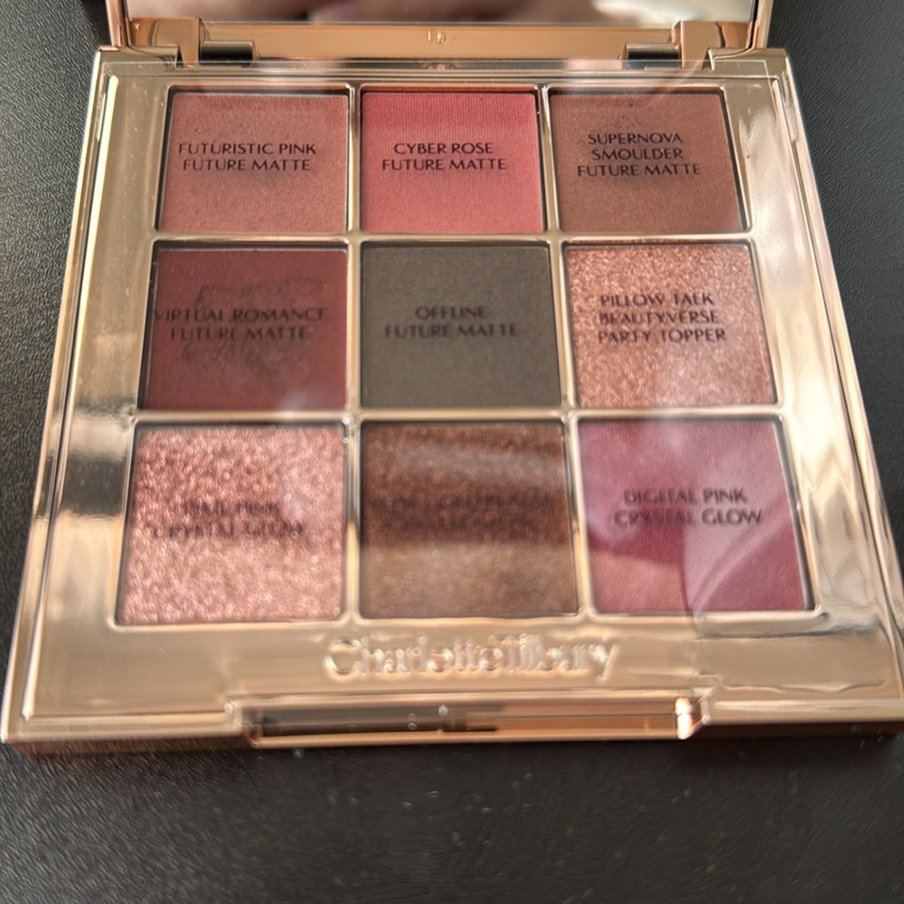 CHARLOTTE TILBURY PILLOW TALK BEAUTYVERSE LOVE PALETTE - Picture 4 of 5